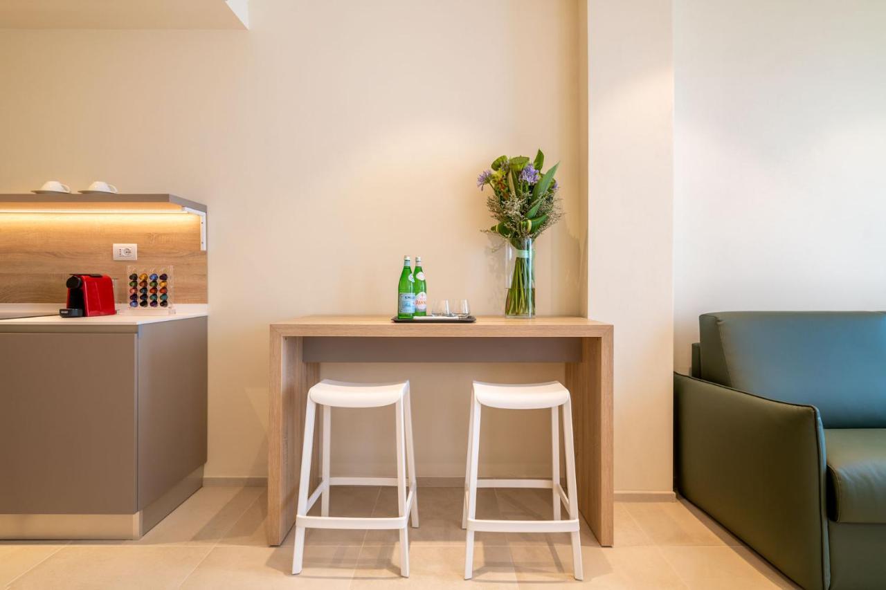 Palace Lido Hotel & Suites Marina di Cecina Ngoại thất bức ảnh